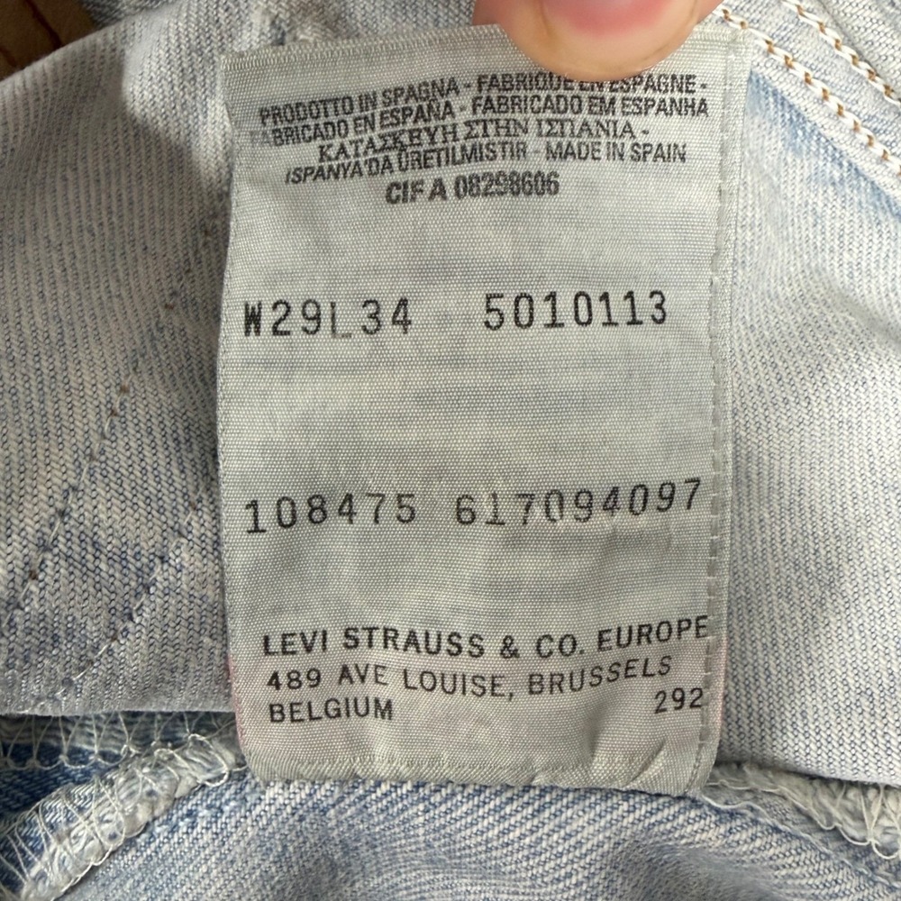 Vintage Levis Jeans Mens 29x34 Light Wash 501 Straight Leg Button Fly Distressed - Picture 8 of 9